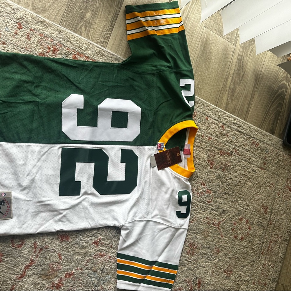 Green Bay packers white jersey split